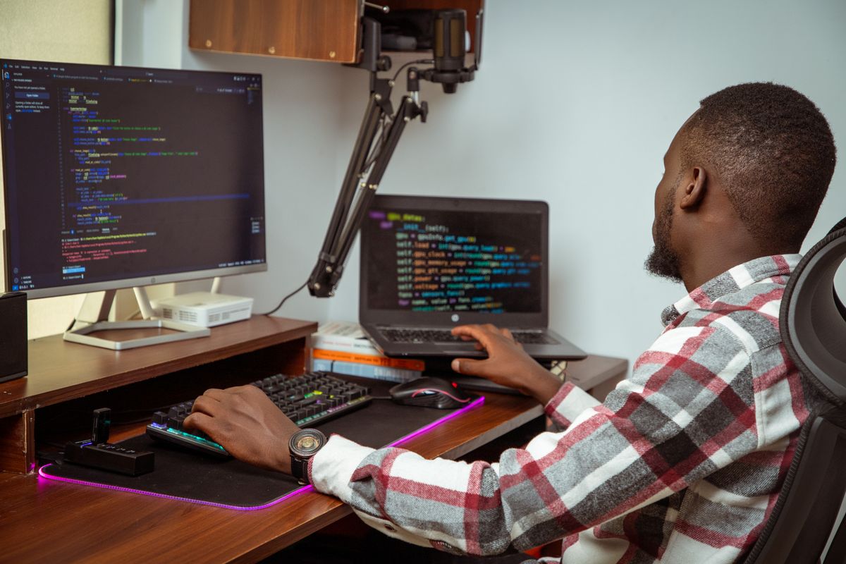 Installation de Windows et Linux par LEC au Cameroun