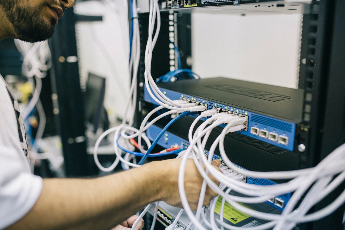 Installation et configuration de réseau informatique d'entreprise
